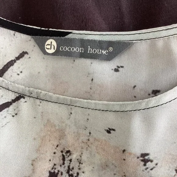 Flowy Silk Abstract Print Tunic - Picture 2 of 6